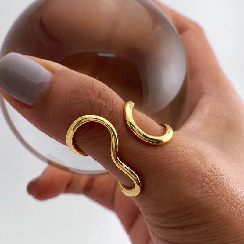 美品 wave ring (IRIS 47) IRIS47 指輪 リング 「IRIS 47」wave ring レディース